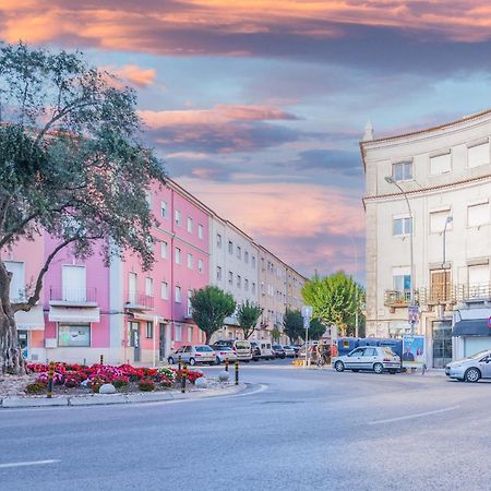 April Square By Lisbon With Sintra Hotel Amadora Ngoại thất bức ảnh