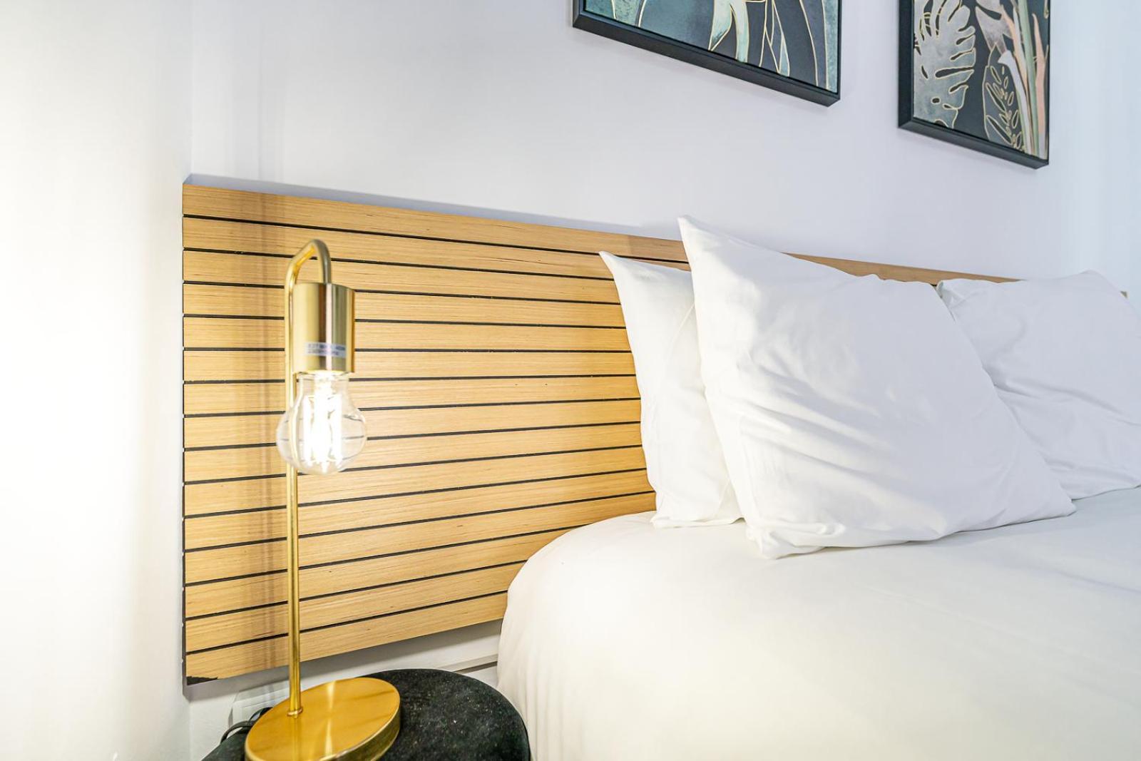 April Square By Lisbon With Sintra Hotel Amadora Ngoại thất bức ảnh