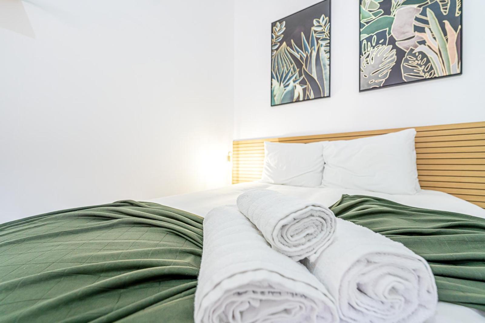 April Square By Lisbon With Sintra Hotel Amadora Ngoại thất bức ảnh