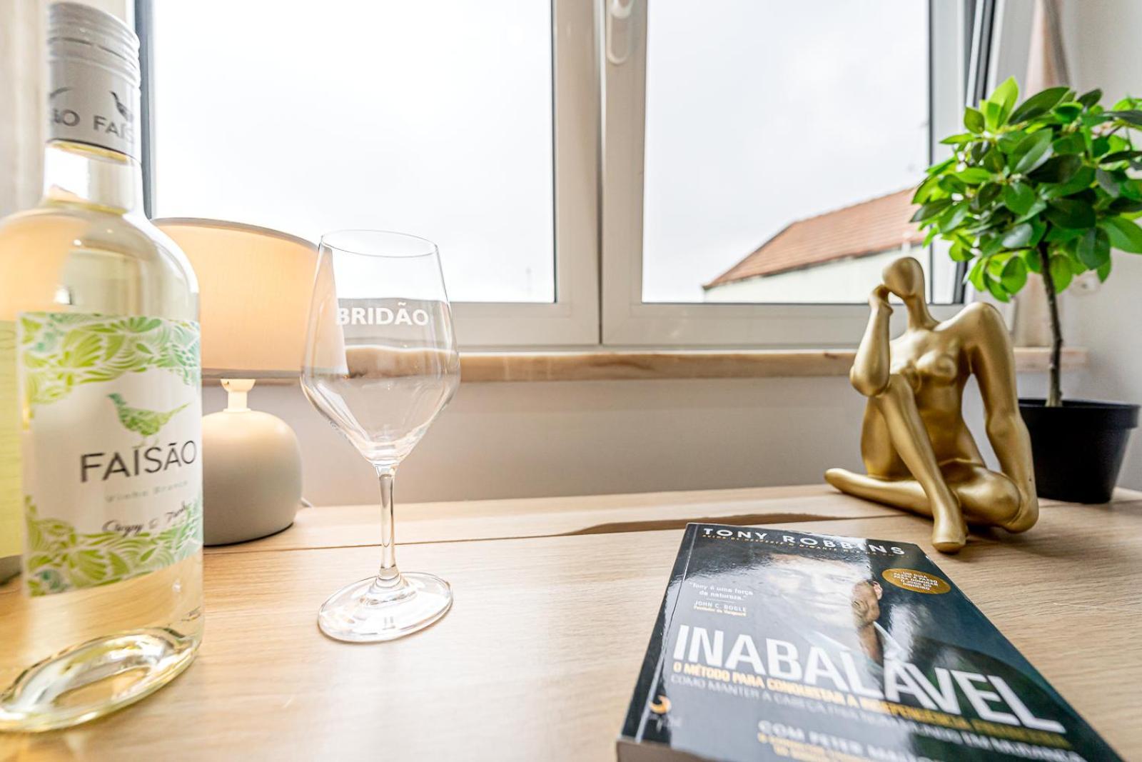 April Square By Lisbon With Sintra Hotel Amadora Ngoại thất bức ảnh