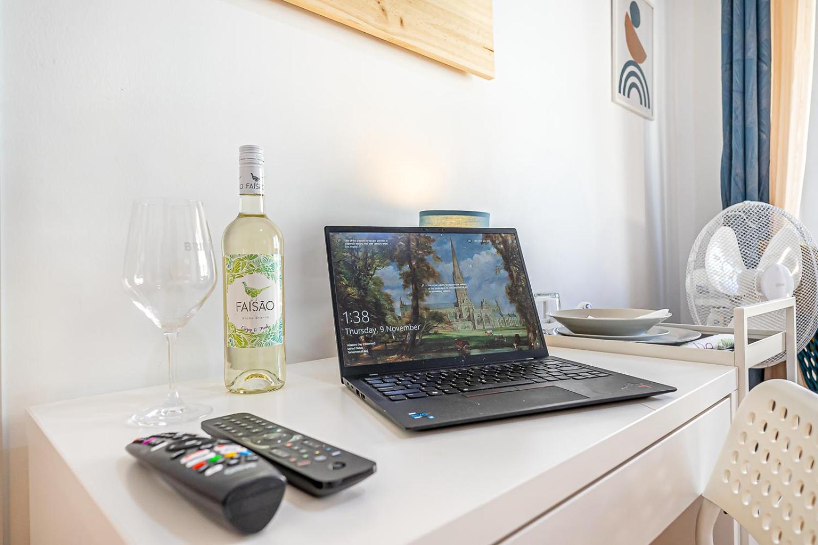 April Square By Lisbon With Sintra Hotel Amadora Ngoại thất bức ảnh
